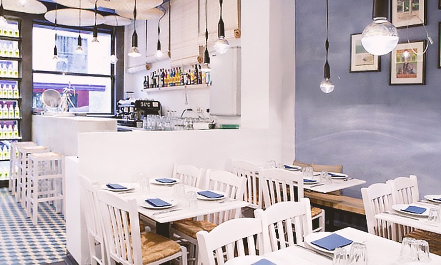 Image 7: Menú griego o menú de degustación para 2 personas