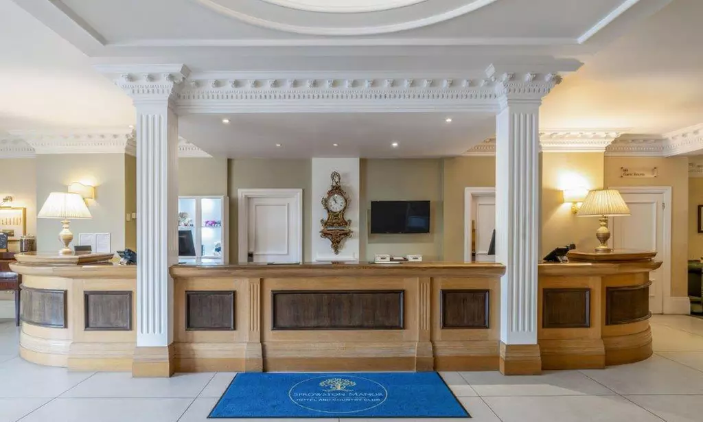 4* Norfolk: Standard Double or Twin Room Stay with Breakfast & More