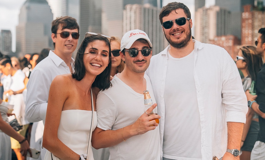 Image 10: Private 60-Min Guided Boat Tour for 1, 2, 4, or 6 Guests 