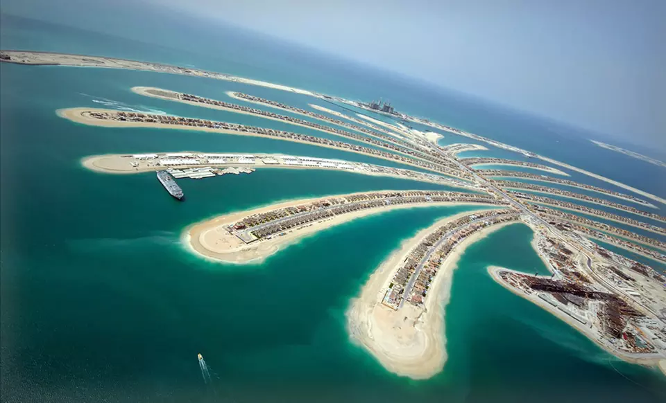 ✈ 9-Day Dubai & India Trip with Air, Hotels, & Tours from Pacific Holidays. Price per Person Based on Double Occupancy. - Primary Image