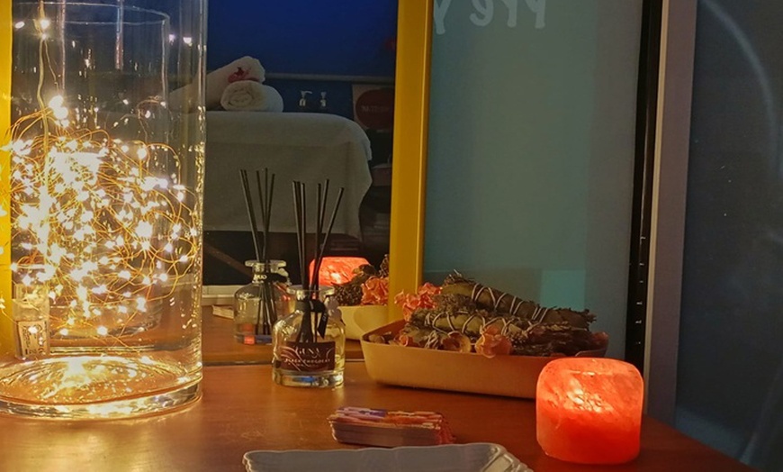 Image 4: Masaje corporal de 1h a elegir y presoterapia ocular para 1 persona