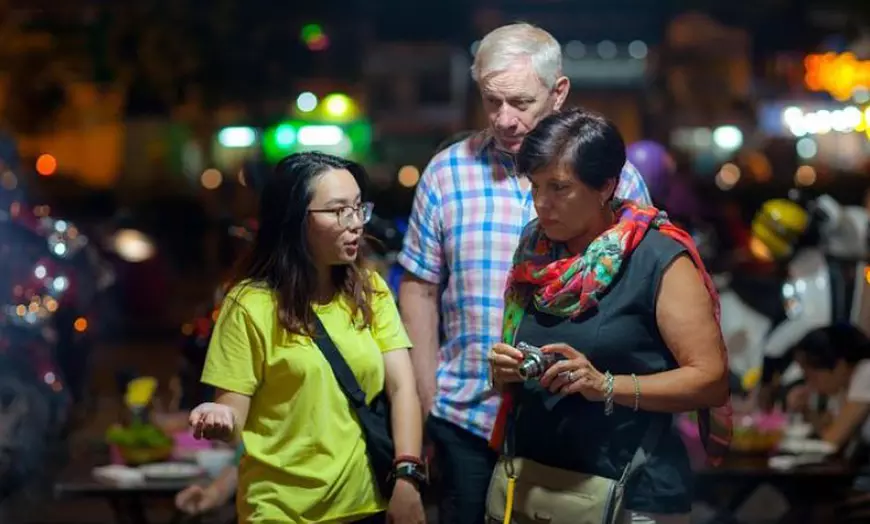 Image 4: Vietnam: Half-Day Saigon By Night And Street Food By Motorbike