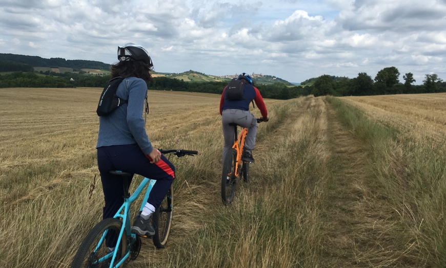 Image 7: Aventure en plein air : canoë, orientation ou vélo au cœur du Morvan​