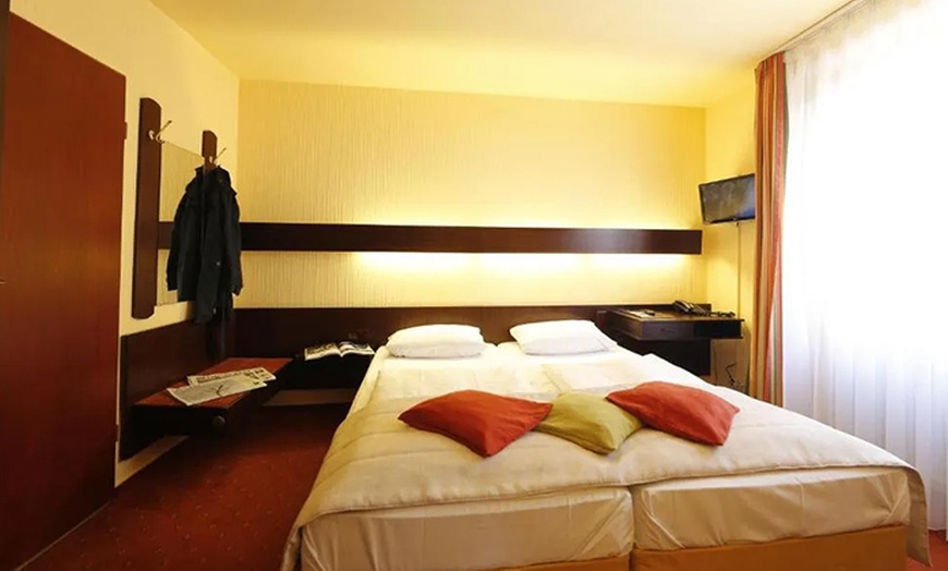 Image 5: Cochem: Doppelzimmer mit Verpflegung und optionalen Zusatzleistungen