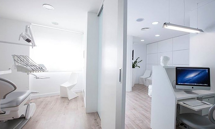 Hasta 58% de dto. en Limpieza dental en WHITE CLINICA DENTAL