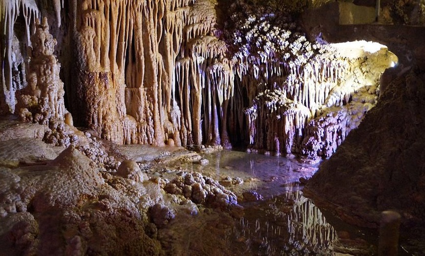 Image 2: Entradas a las Cuevas de Genova para toda la familia