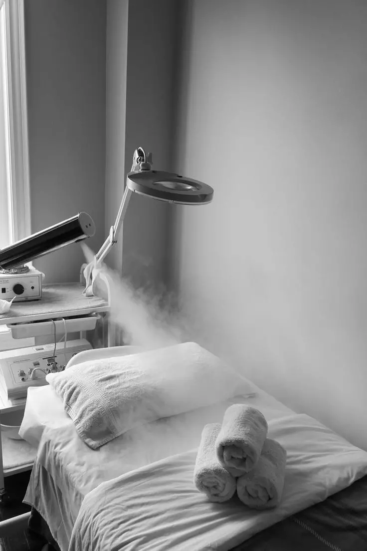 5-Step Hydrafacial with LED Light Therapy and Optional Mask Treatment