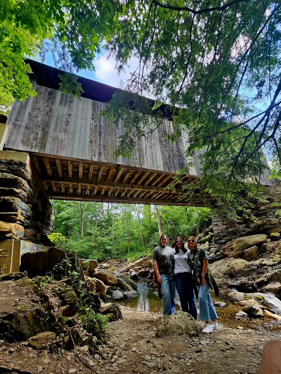 Waterfall and Cover Bridge Tour for 1 or 2 People