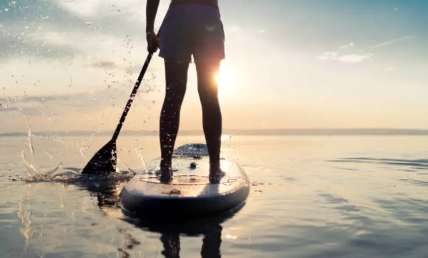 Image 1: Alquiler de Kayak o paddle surf 1 o 2 horas para 1 o 2 personas