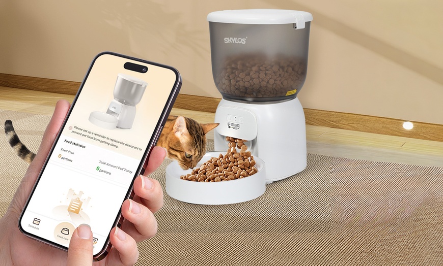 Image 2: Skylos Smart Pet Feeding Solutions