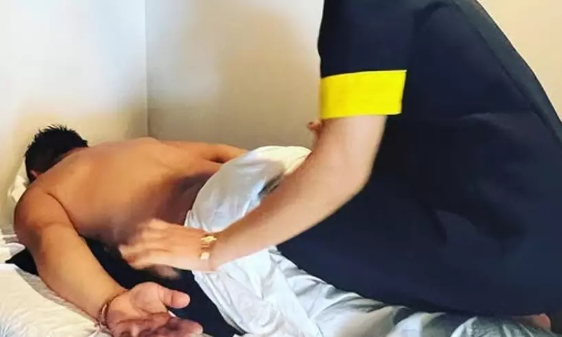 60, 90 or 120 Min Couples Massage + Hot Stone, Stream Eye Mask & More 