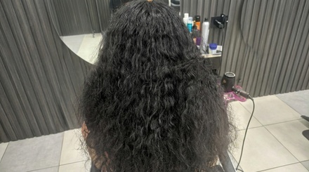 Nanoplasty Hair Treatment and Trim; Valid for Short to Medium (Hair Length - 20 cm) - Crystal Hair Beauty Laser