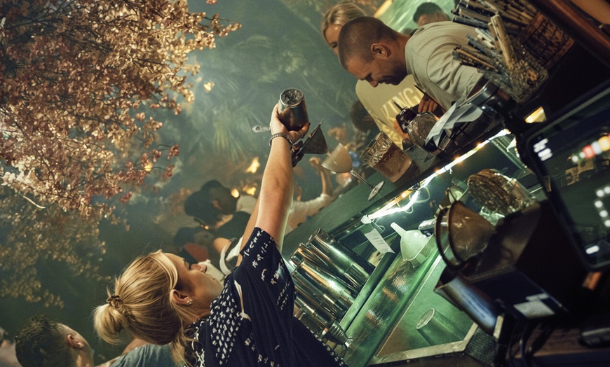 Image 14: 3-Course Fire & Tide Feast with Crafted Cocktails For Groups upto 10!