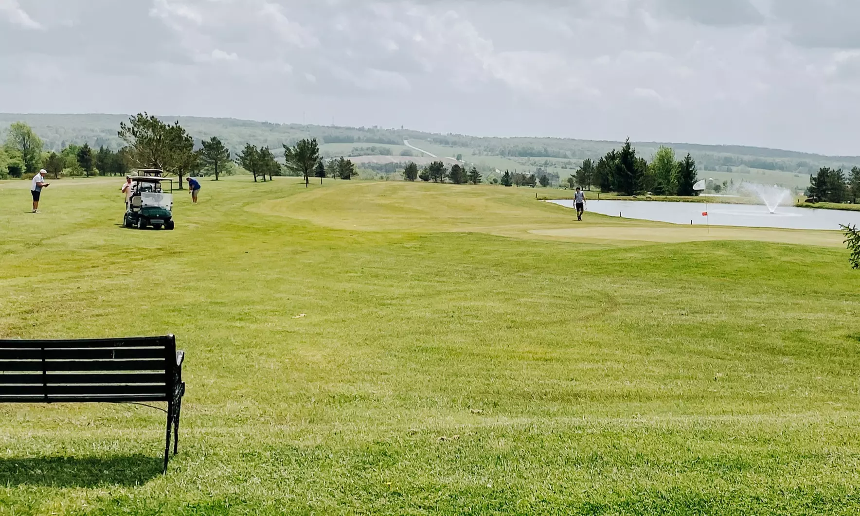 Tee Off Today: 9 or 18 Holes with Cart at Spruce Ridge!