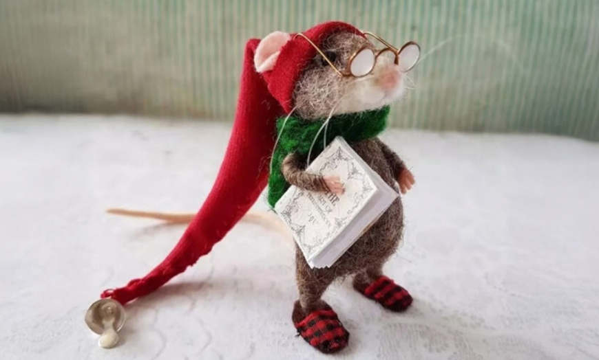 Image 4: DIY Christmas Needle-felted Mouse Decoration in Five Styles