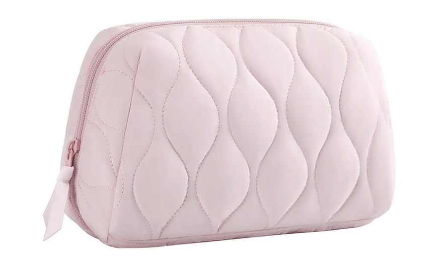 Image 3: Puffy Travel Cosmetic Bag