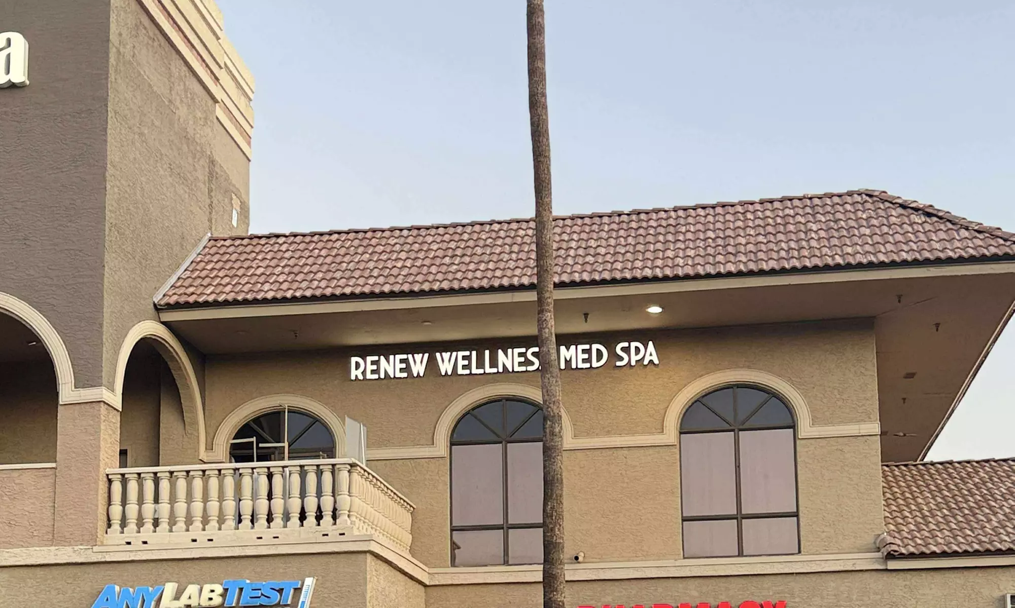 Up to 40% Off on Therapeutic Massage at Renew Wellness MedSpa