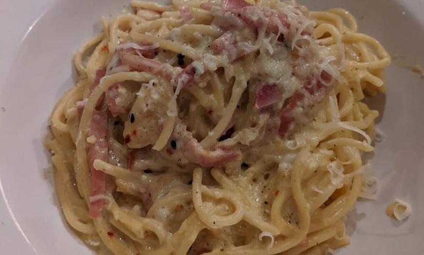 Image 8: Eine Pizza oder Pasta wählen, eine kostenlos dazu bekommen