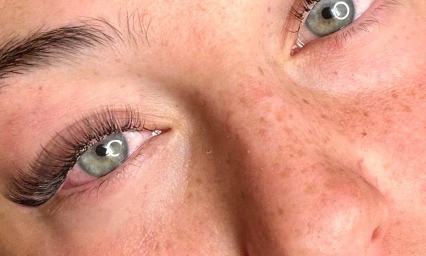 Image 2: Elevate Your Look with Classic, Hybrid or Volume Lash Extensions