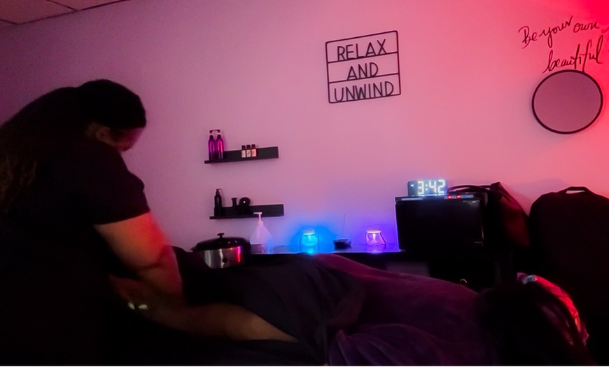 Image 2: 30-Minute Intro , 60-Minute Therapeutic or 90-Minute Swedish Massage