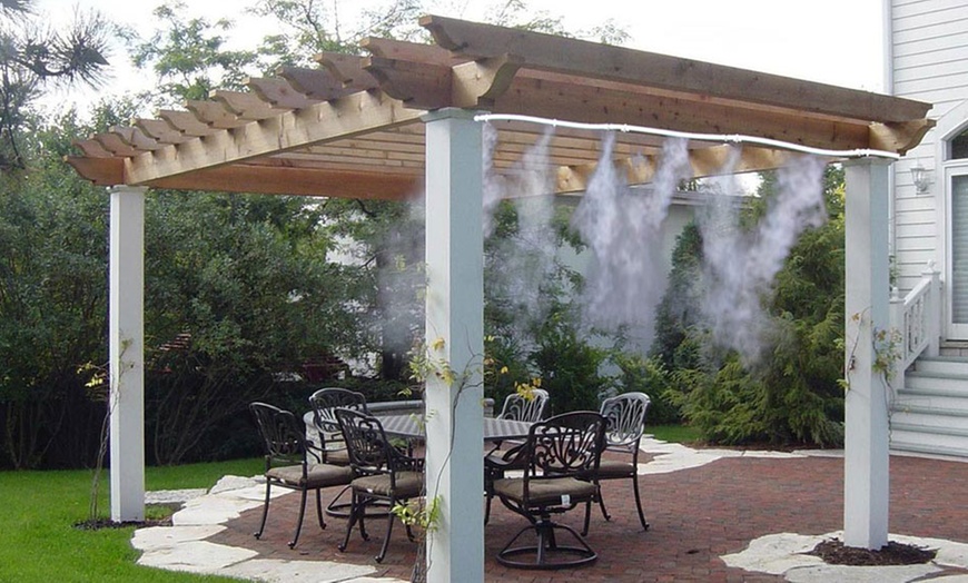 Image 3: Garden Water Diffuser