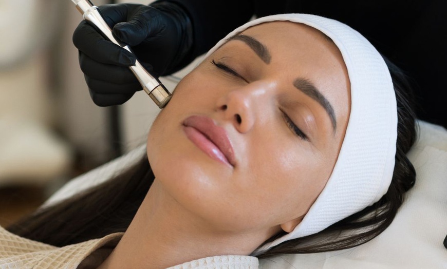 Image 9: One or Two Sessions of Facial Sculpting & Lymphatic Drainage