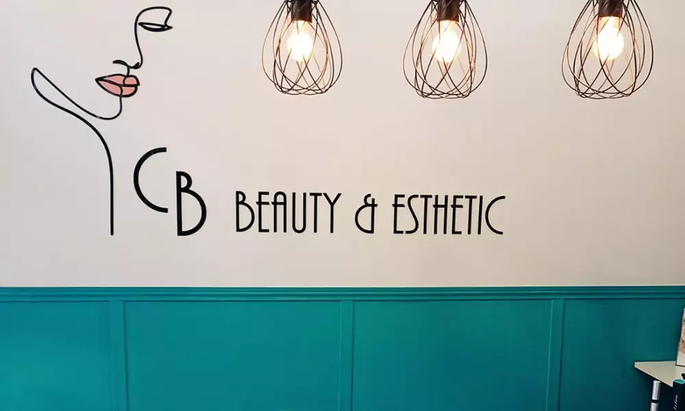 Rejuvenecimiento facial con láser y velo de colágeno luminoso