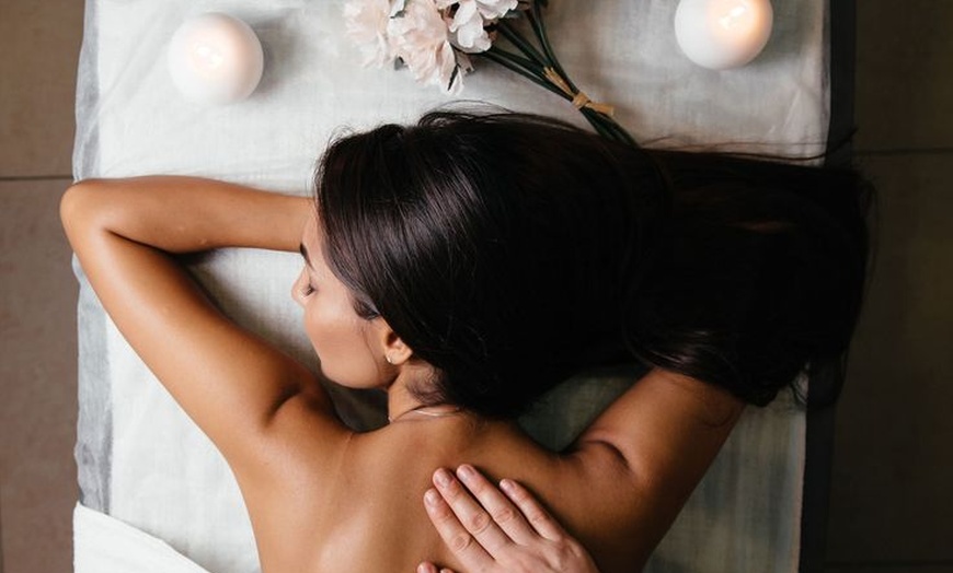 Image 13: Choice of Sports / Deep Tissue / Relaxing Massage ( 50% Off)