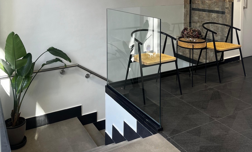 Image 7: Limpieza con ultrasonidos y flúor o curetaje de 1 o 2 arcadas