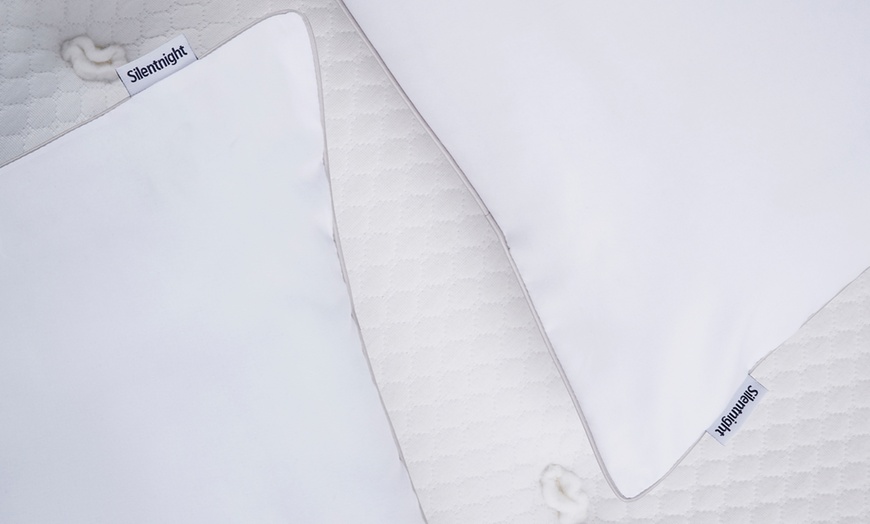 Image 4: Silentnight So Full Pillow Pair