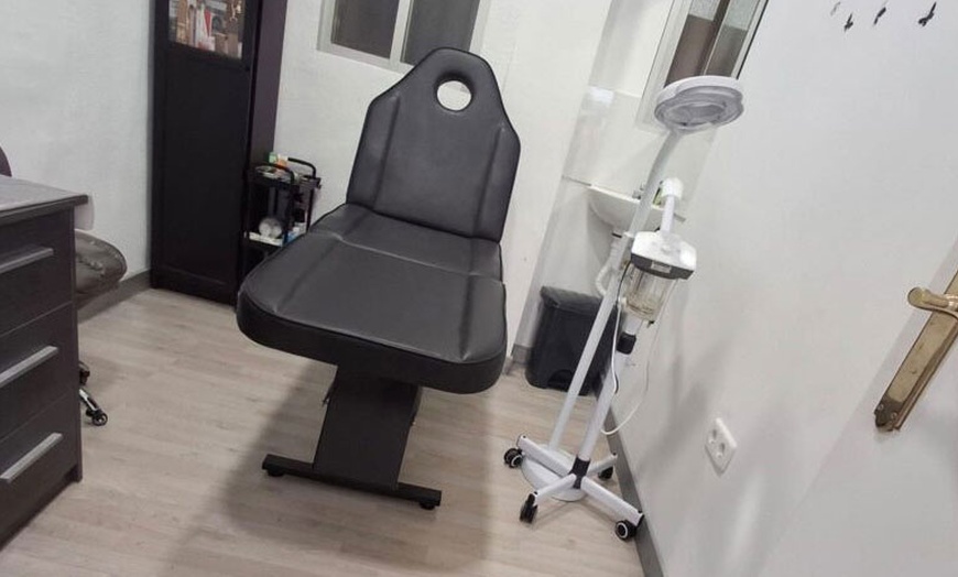 Image 6: Limpieza facial con masaje y opción a depilación de cejas y labio