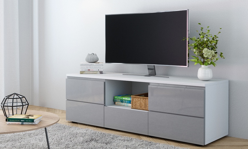 Image 9: TV Unit Sydney