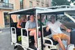 Tours en tuk tuk eléctricos por Valencia, Málaga, Mallorca, Ronda y Alicante, hasta un 33% de descuento - Second Medium