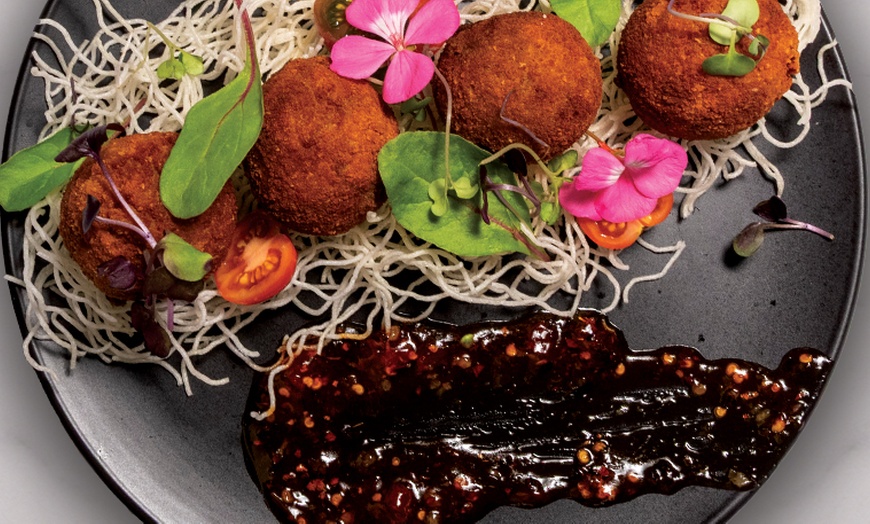 Image 3: Sina’s Signature Feast - 2, Family Table Feast - 4, Grand Banquet - 6