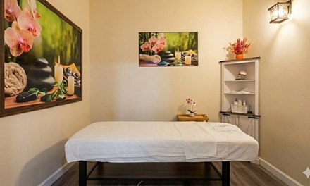 60-Min Swedish or Deep Tissue Massage with Hot Towels, Aromatherapy and 3 Add-Ons - Relaxyyymassage