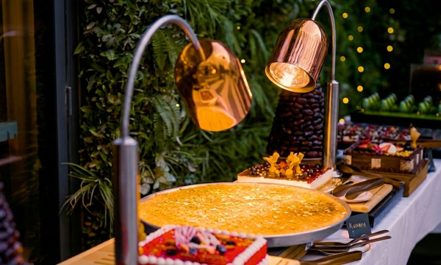 Image 3: Iftar buffet with Bottomless Ramadan Beverages for a Child or Adults 