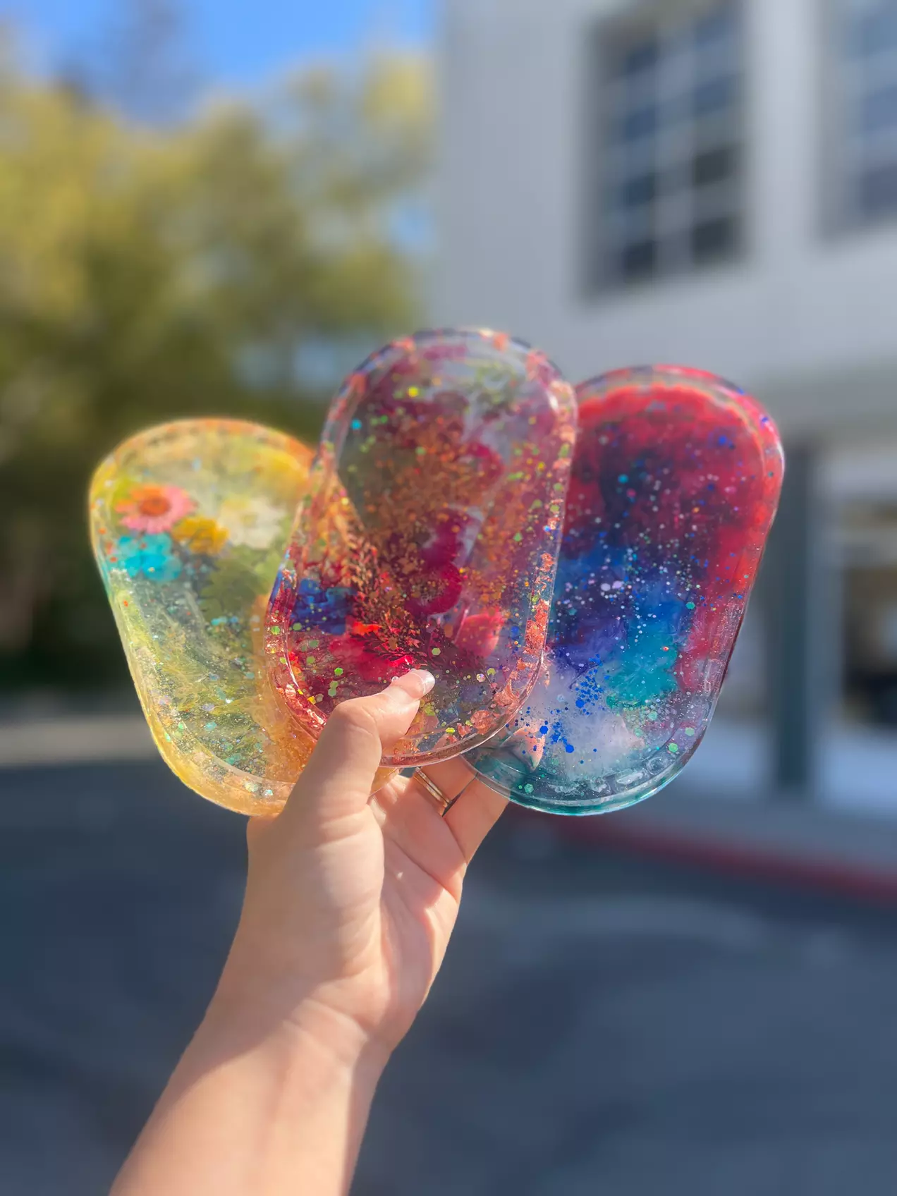 Create Your Own Resin Tray Workshop for One, or Two People!