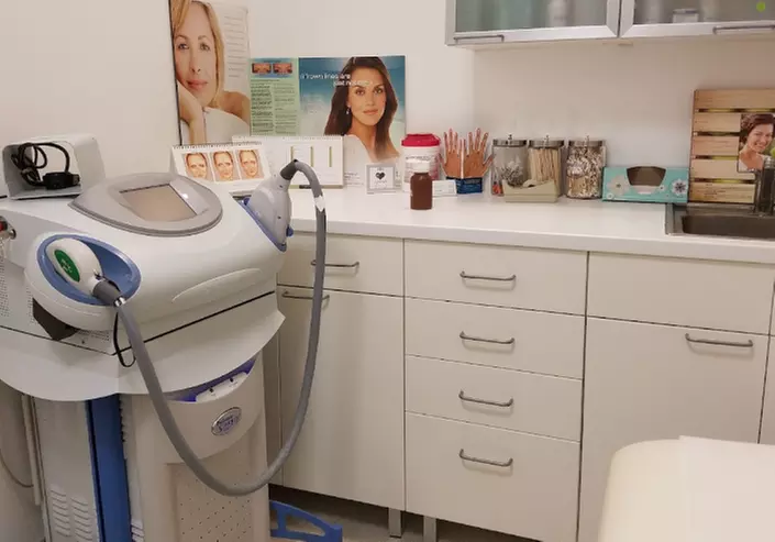 Youthful Skin Awaits – Discover the Botox Advantage@ Skinzone Medical 