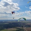 Image 2: Vuelo biplaza en parapente con profesional para 1 o 2 personas 