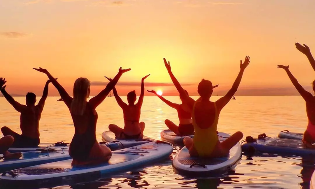 Aventura acuática con alquiler de paddle surf, kayak o tabla de surf