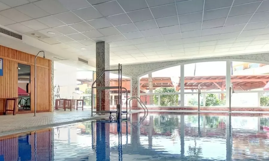 Circuito spa con masaje, cava y opción de cena o desayuno