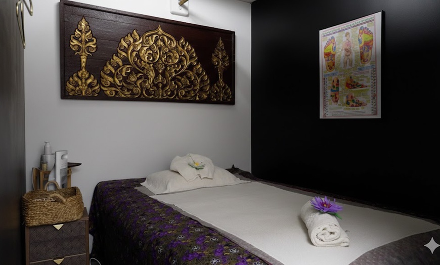 Image 2: Massage thaï traditionnel avec Sao Thai Relaxation