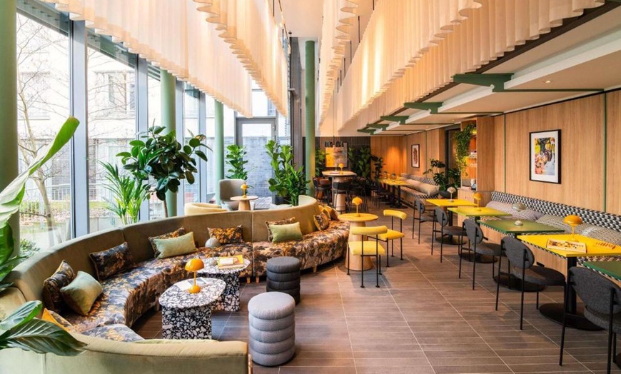 Image 2: Düsseldorf: 2–5 Nächte inkl. Frühstück & Late Check-out