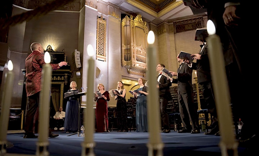 Image 4: A Dickensian Christmas: Candlelit Carols & Live Readings Experience