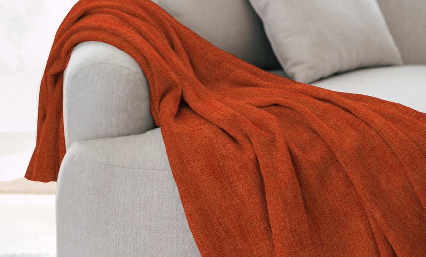 Image 3: Decorative Multi-Purpose Fabric Throw 
