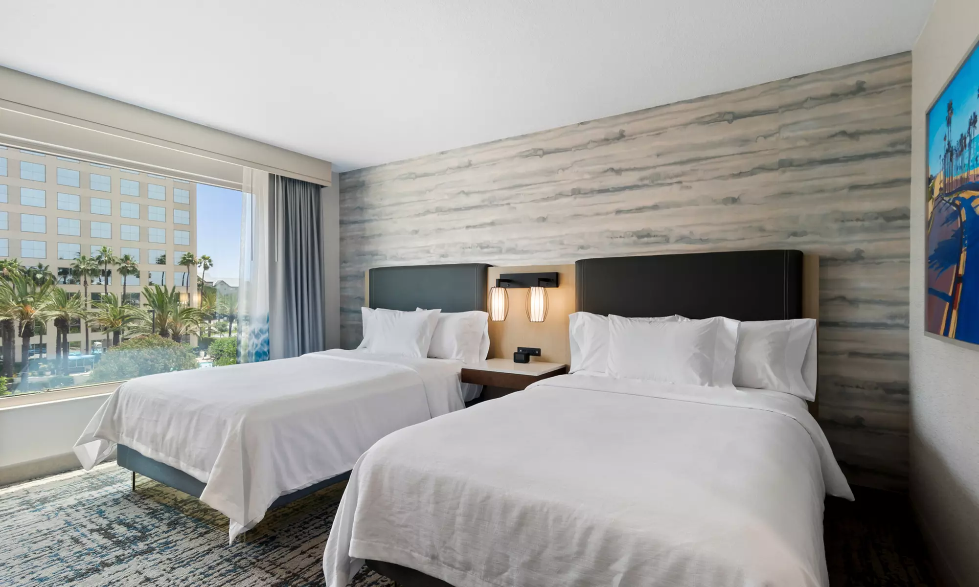Member Pricing: Hotel Near Anaheim With Breakfast & Pool
