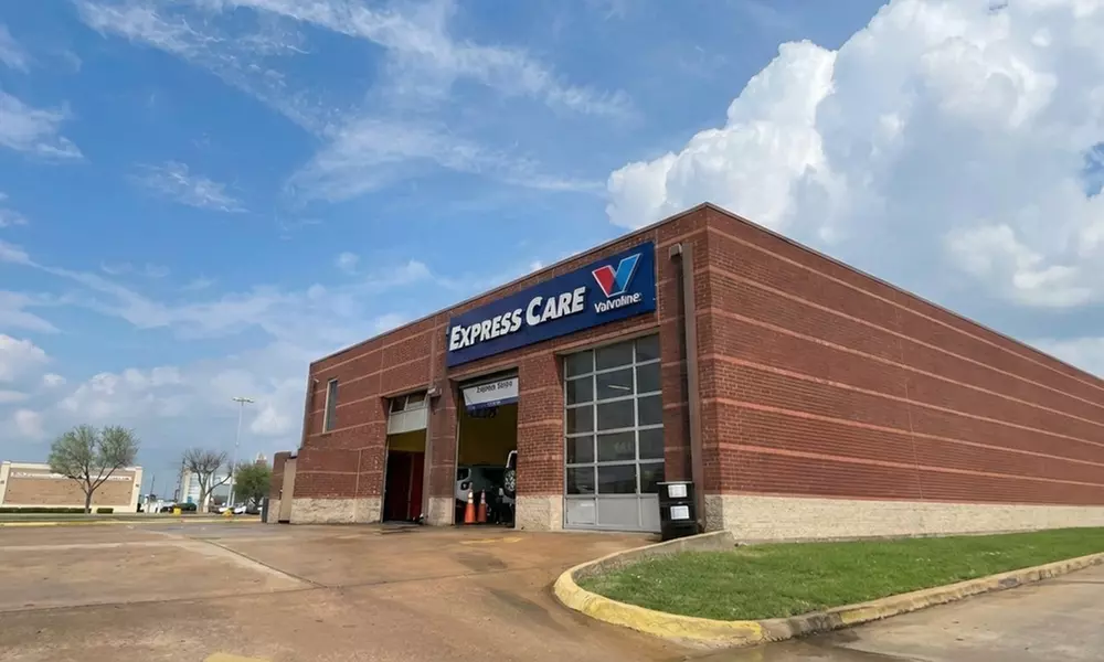 Quick Full Service Synthetic Oil or Blend Oil Change for One/Two Cars