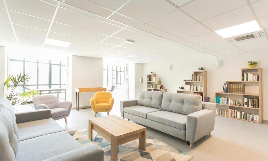 Image 8: Troyes : appartement 1 chambre avec petit-déjeuner en option