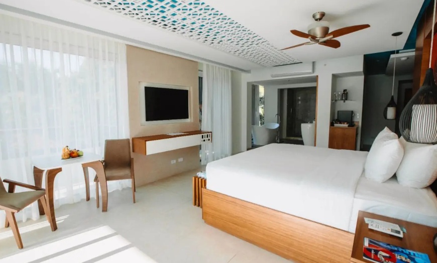 Image 13: ✈ 5-Day Costa Rica - Adults Only w/ Air from Great Value Vacations