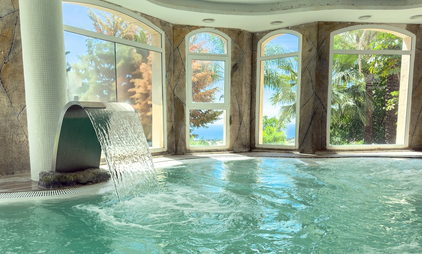 Image 6: Circuito spa de 90 minutos en pareja con opción a masaje y comida